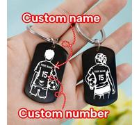 1/2 Stücke personalisierter Fußball Schlüsselanhänger - Material aus Edelstahl, individualisiert mit Name und Nummer, Cartoon Sport Design, ideal für