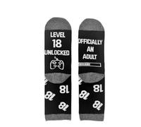 1 Paar Socken, 1 Schlüsselbund, Männliches 18-Jähriges Geschenk Für Erwachsene, Lustige 18 Muster, Flexibles Design, Runder Markenschlüsselring, Schlüsselaufbewahrung.