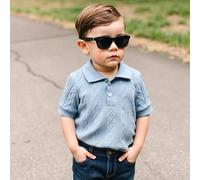 1 Stück Baby Jungen Grau-Blaues Gestricktes Poloshirt mit Kurzarm. Hergestellt aus speziell strukturierter Strickware mit einzigartigem Webmuster, mit