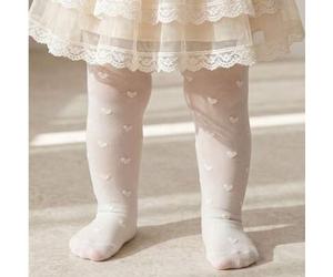 1 Stück Baby Mädchen transparente Leggings mit beigem herzförmigem Jacquard-Muster, weiche bequeme Strumpfhose, leicht & atmungsaktiv, geeignet für al