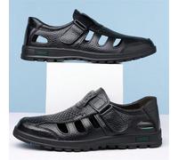 2024 Sommer Neue Design Herren Lässige Ledersandalen mit Cut Out-Design, atmungsaktive und modische Slip-On Schuhe für Vater, große Größen erhältlich