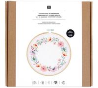 Rico Design Stickpackung Gezählter Kreuzstich – Blumenkranz mit Stickring Ø 20,5 cm