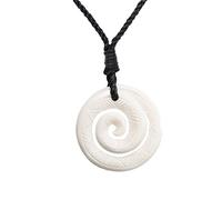 81stgeneration Handgemachte Halskette, Runder Koru-anhänger aus Geschnitztem Knochen mit Stammesgravuren | Schmuck im Maori-Stil | Schwarze Kordel-surferkette für Damen
