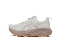 ASICS Novablast 5 Damen 44 Braun