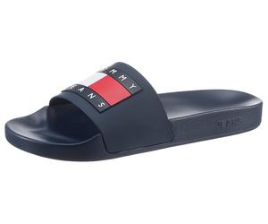 Badepantolette TOMMY JEANS "TOMMY JEANS POOL SLIDE ESS", Herren, Gr. 44, blau (dunkelblau), Synthetik, Schuhe Badelatschen Pantolette, Sommerschuh, Poolslides, Schlappen, mit plakativer Logoflag (8219
