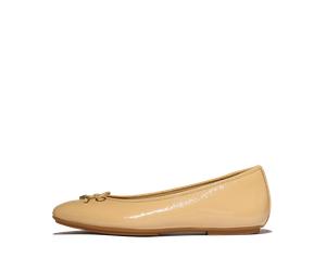 Ballerina FITFLOP "DELICATO BOW TEXTURED PATENT-LEATHER BALLET FLATS", Damen, Gr. 39, beige, Lackleder, Schuhe Ballerina, Businessschuh, Schlupfschuh mit dezenter Zierschleife (32571950-39) beige