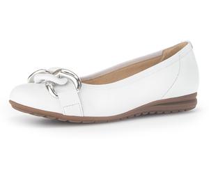 Ballerina GABOR "FLORENZ", Damen, Gr. 39, weiß, Leder, Schuhe Ballerina, Hochzeitsschuh, Flache Schuhe, Slipper mit eleganter Zierkette (39267747-39) weiß