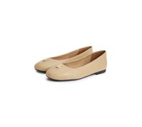 Ballerina TOMMY HILFIGER "TH PLATE LEATHER BALLERINA", Damen, Gr. 40, beige, Leder, Schuhe Ballerina, Schlupfschuh, Businessschuh mit edlem Schmuckelement - schmale Form (11200414-40) beige
