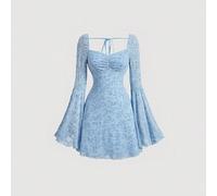 Bedrucktes Damen-trägerkleid Mit Herzausschnitt Und Kleinen Blumen