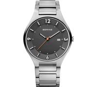 Bering Herren Quarz Uhr, Armbanduhr 40 mm schwarzes Titangehäuse und blaues Zifferblatt, Titanband mit Titanelementen, 5 ATM, 14440-777-Q