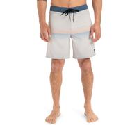 Boardshorts QUIKSILVER "Surfsilk Straight Leg 18", Herren, Gr. 36(XL), grau (wind chime connect), Obermaterial: 88% Polyester, 12% Elasthan., Hosen (36647942-36) wind chime connect