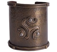 Breiter Armreif mit keltischer Triskele