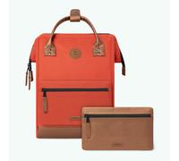 Cabaïa - Adventurer Rucksack Bogota Medium 18L - Wasserabweisend - Laptopfach bis zu 13 Zoll - 2 Vordertaschen - vegan zertifiziert - Rucksack für Reisen und Arbeit, Damen & Herren - Orange
