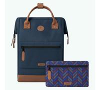 Cabaïa - Adventurer Rucksack Chicago Maxi 23L - Wasserabweisend - Laptopfach bis zu 15 Zoll - 2 Vordertaschen - vegan zertifiziert - Rucksack für Reisen und Arbeit, Damen & Herren - Blau