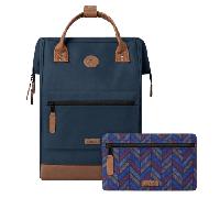 Cabaïa - Adventurer Rucksack Chicago Maxi 23L - Wasserabweisend - Laptopfach bis zu 15 Zoll - 2 Vordertaschen - vegan zertifiziert - Rucksack für Reisen und Arbeit, Damen & Herren - Blau
