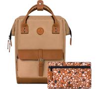 Cabaïa - Adventurer Rucksack Kuala Lumpur Medium 18L - Wasserabweisend - Laptopfach bis zu 13 Zoll - 2 Vordertaschen - vegan zertifiziert - Rucksack für Reisen und Arbeit, Damen & Herren - Braun