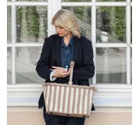 Carry Dein Strandgut an den Beach - Strandkörbchen by reisenthel - summerstripe coffee beige