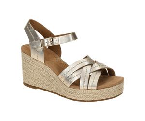 Clarks Sabina Strap Keil Sandaletten gold metallic Bast 26181463 für Damen, gold, Größe 37 EU / 4 UK