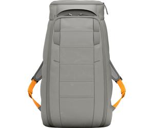 D_b_ Hugger Backpack 25L Sand Grey