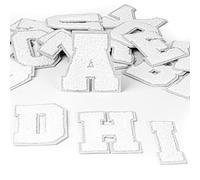 DAHI SHOP 26 Stück - Weiß - Chenille-Buchstaben-Aufnäher - große 8,1 cm H x 6,1 cm B Stickerei Buchstaben Patches - selbstklebende Bügelbilder für Kleidung - weiße Varsity-Buchstaben-Aufnäher