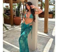 Damen Batik Drei-Teile Bikini Set. Es besteht aus einem dreieckigen Cami-Top und Mesh-Hose mit Seitenbindung und weitem Bein, was einen entspannten un
