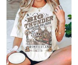 Disney Baumwoll-T-Shirt Retro Disney Mickey And Friends Big Thunder Mountain Railroad T-Shirt, The Wildest Ride In The Wilderness Tee, WDW Family