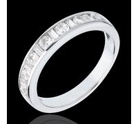 Edenly Trauring zur Hälfte mit Diamanten besetzt in Weissgold - Kanalfassung -