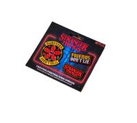 Elbenwald Stranger Things - Pin Bundle Butterly-Verschluss Hellfire Club Oversize & 3er Friends Set (Friends 3er Set)