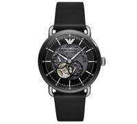 Elegante Herrenuhr der Marke Armani. Die Uhr hat ein Armband, das auch kleiner gemacht werden kann, das Gehäuse hat einen Durchmesser von 43 mm. Die Uhr hat ein mechanisches Uhrwerk, so dass keine Bat
