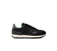 Emporio Armani Schwarzer Sneaker mit aufgenähtem Maxi-Adler-Patch an der Seite; Zunge mit weißem Stoffeinsatz mit Logo; runde Spitze und Gummisohle; Schuhverschluss mit der, Schwarz , 44 EU
