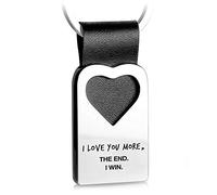 FABACH Herz Schlüsselanhänger mit Gravur aus Leder - Liebe Paar Glücksbringer Anhänger für Ihren Partner und Lieblingsmensch - I love you more. The End. I win.