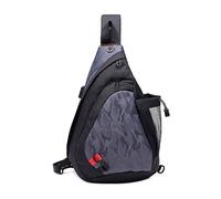 FANDARE Leicht Brusttasche Sling Rucksack Schultertasche mit USB Chest Bag Crossbody Umhängetasche Sporttasche für Herren Damen Junge Reise Crossover Daypack Wandern Bergsteigen Polyester Schwarz Grau
