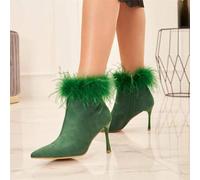 Federn Ankle Boots mit Stilettoabsätzen - Kühne Raffinesse und Haute-Couture-Ausstrahlung