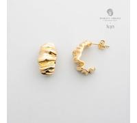 fejn jewelry Creole 'wrinkled hoop' mit extravaganter Struktur Gold