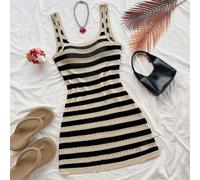 Frühlings- und Sommer-Lässig Aprikose & Schwarz Farbblock gestreiftes Cut Out trägerfreies Strickkleid, geeignet für Party, Date, Strand, Kreuzfahrt,