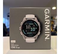 Garmin Fēnix 8 - 43 mm, AMOLED Steinweiss/Silber mit QuickFit®-Silikon-Armband 20 mm - letztes Stück!