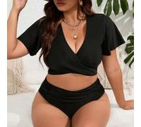 Große Größen gestreiftes Bikini Set für den Sommer am Strand