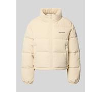 Guess Jeans Cropped Steppjacke mit Stehkragen in Beige, Größe XL