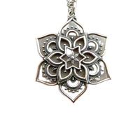 Halskette aus 925er Sterlingsilber mit Lotus-Mandala-Anhänger, durchbrochenes Design, kleine Blütenblätter, Zen-Universum-Charm, Boho-Schmuck, spirituelles Yoga|mit 45 cm Kette|versilbert|LK_PNK_03018