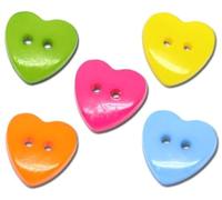 Handarbeit-Lieblingsladen 50 Premium Acrylknöpfe Herz Bunt Mix, 2 Löcher, 14x15mm Knöpfe zum annähen nähen Bastelknöpfe Bunte farbige Knöpfe aus Kunststoff Acryl für Kinderkleidung