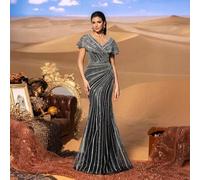 Hochwertige glamouröse Luxus-Abendkleider mit V-Ausschnitt, Perlen und Meerjungfrauenschnitt mit geformter Silhouette und dramatischem Schleppe | Gala