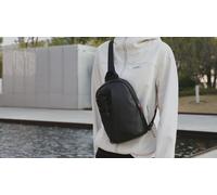 Inateck Sling Bag X-Row, Leichte Herren Umhängetasche Spritzwassergeschützte Brusttasche Crossbody Bag für Wandern, Reisen, Spaziergang, Schwarz