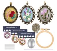 JSRQT 3 Pack Blumen Anhänger Stickerei Starter Sets, Halskette Stickset für Erwachsene, Mini Kreuzstichset mit Stickwerkzeug, DIY Handgemachtes Set für Halsketten Ohrring mit Ketten