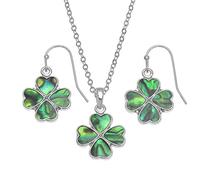 Kiara Jewellery Vierblättriges Kleeblatt-Set mit Anhänger in natürlicher grüner Paua-Abalone-Muschel an 45,7 cm langer Kette zusammen mit passenden hypoallergenen rhodinierten Ohrringen.