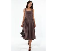 Kleid mit quadratischem Kragen und Taillengürtel in Midi-Länge L