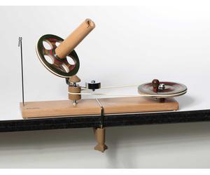 KnitPro Wollwickler aus Holz