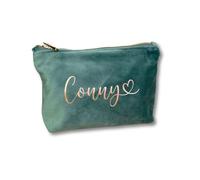 Kosmetiktasche personalisiert mit Namen aus Samt | Edle Tasche mit Reißverschluss | Geschenkidee für Frauen, Freundin oder Mama | 4 Farben & 2 Größen - handveredelt in Deutschland (Jadegrün, Klein)