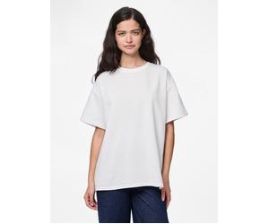 Kurzarmshirt PIECES "PCSKYLAR SS OVERSIZED TEE NOOS", Damen, Gr. XS, weiß (hellweiß), Jersey, Obermaterial: 57% Polyester, 43% Baumwolle, unifarben, oversize normal, Rundhals, Shirts (35745166-XS) hel