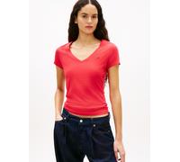 Kurzarmshirt TOMMY JEANS "TJW SLIM V-NECK TEE", Damen, Gr. M (38), rot alert, Single Jersey, Obermaterial: 100% Baumwolle, unifarben, slim fit hüftlang, V-Ausschnitt, abgesteppt, Shirts, mit Logo-Stic