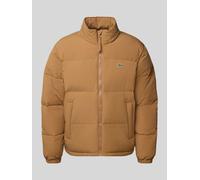 Lacoste Regular Fit Daunenjacke mit Stehkragen und integrierter Kapuze in Camel, Größe XXL